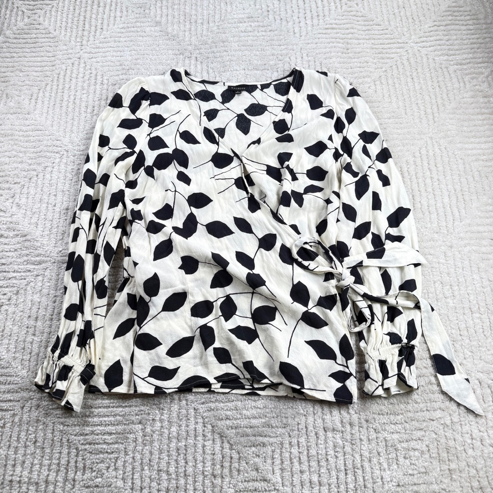 Talbots Wrap Top Women Large White Black Leaf Print Botanical Workwear Mimimal